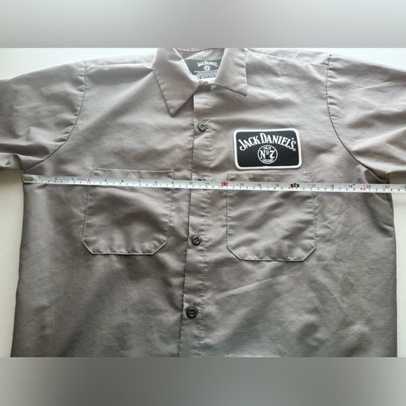 JACK DANIELS Old No 7 Whiskey
Embroidered PatchButton Up Size Medium - Picture 6 of 8